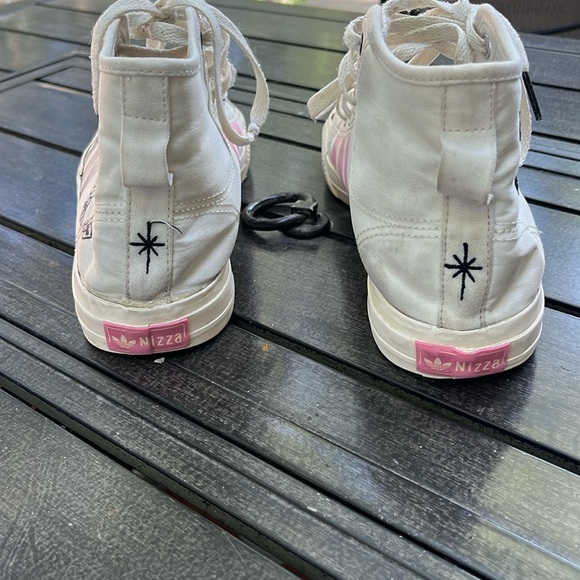 Nizza-Adidas-girls high top sneakers - Picture 4 of 10
